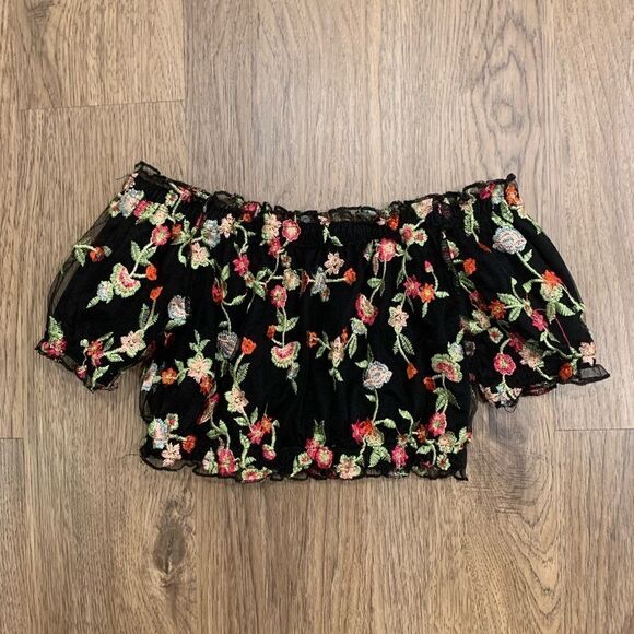 Forever 21 Sheer Floral Off-the-Shoulder Crop Top - Picture 3 of 4